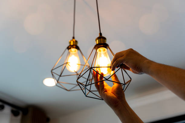 Best Licensed Electrician  in Lewistown, IL