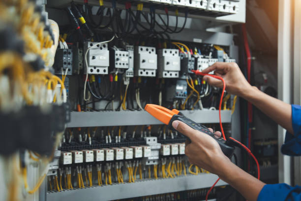 Best Local Electrician Companies  in Lewistown, IL